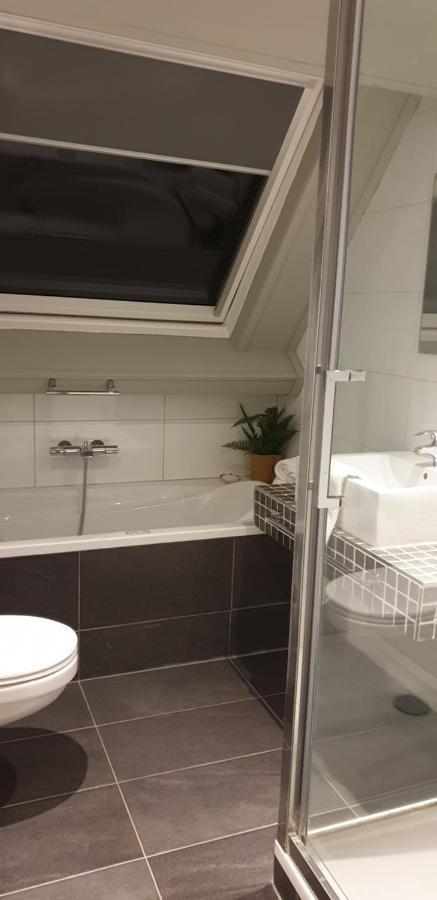 Pension Bakema Ameland Нес Екстериор снимка