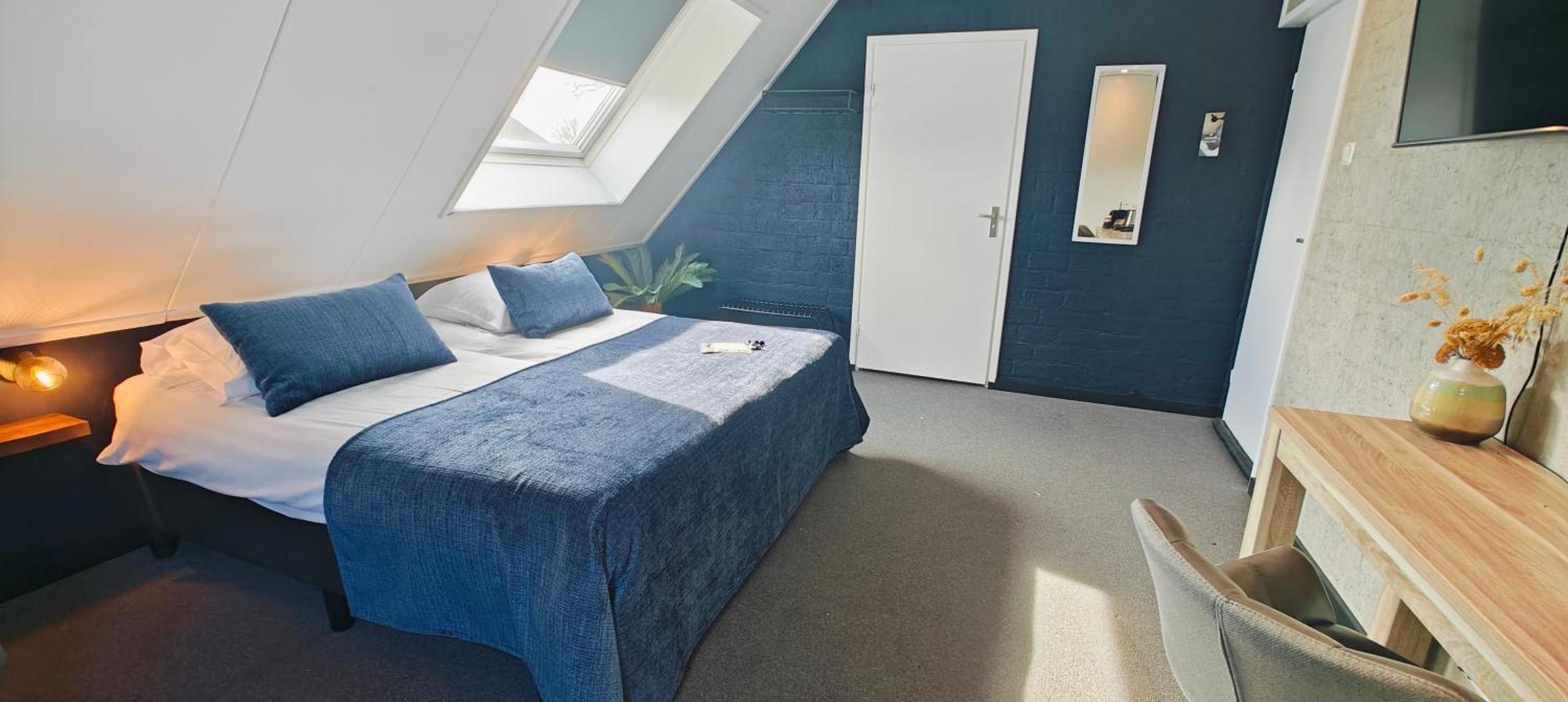 Pension Bakema Ameland Нес Стая снимка